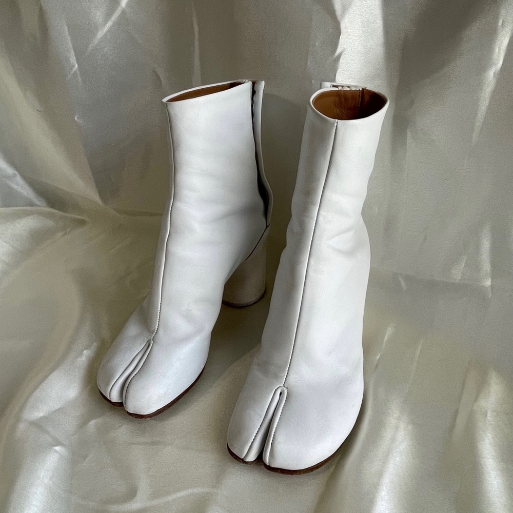 ❗️SOLD❗️Maison Martin Margiela white leather tabi boots